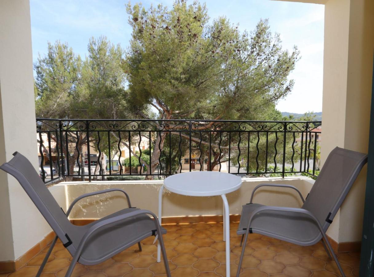 Hotel De La Plage - Hdlp Bormes-les-Mimosas Exterior photo